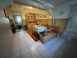 Een twee verdiepingen tellend huis in goede staat te koop in Arló, Noord-Hongarije