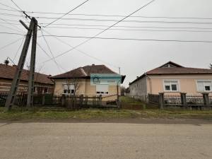 Renovatiekans: Dorpswoning met 3 Slaapkamers te Koop in Alsószuha
