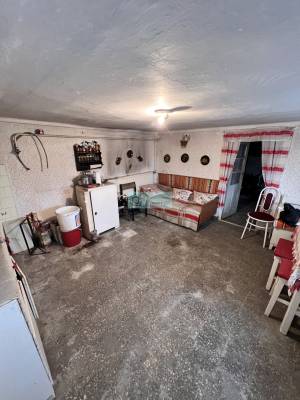 Sfeervol Landhuis met Boomgaard en Bijgebouwen in Hódoscsépány, Noord-Hongarije