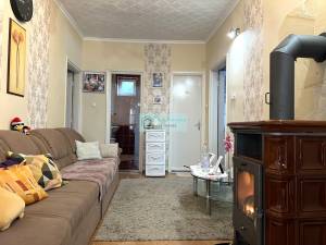 Charming, Well-Maintained Family Home on a Quiet Street in the Embrace of Nature