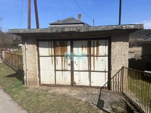 Spacious Family Home on a Large, Flat Plot in a Quiet Side Street in Nekézseny, Northern Hungary