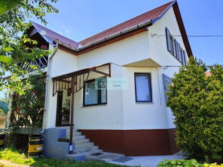 A 6 bedroom house in good condition is for sale in North-Hungary