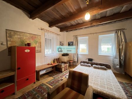 Charming Cosy Country Home — Peaceful Rural Retreat in Nature